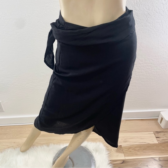 ASOS designs- black petite cover up sarong wrap skirt w side tie- US 6 - Picture 9 of 15